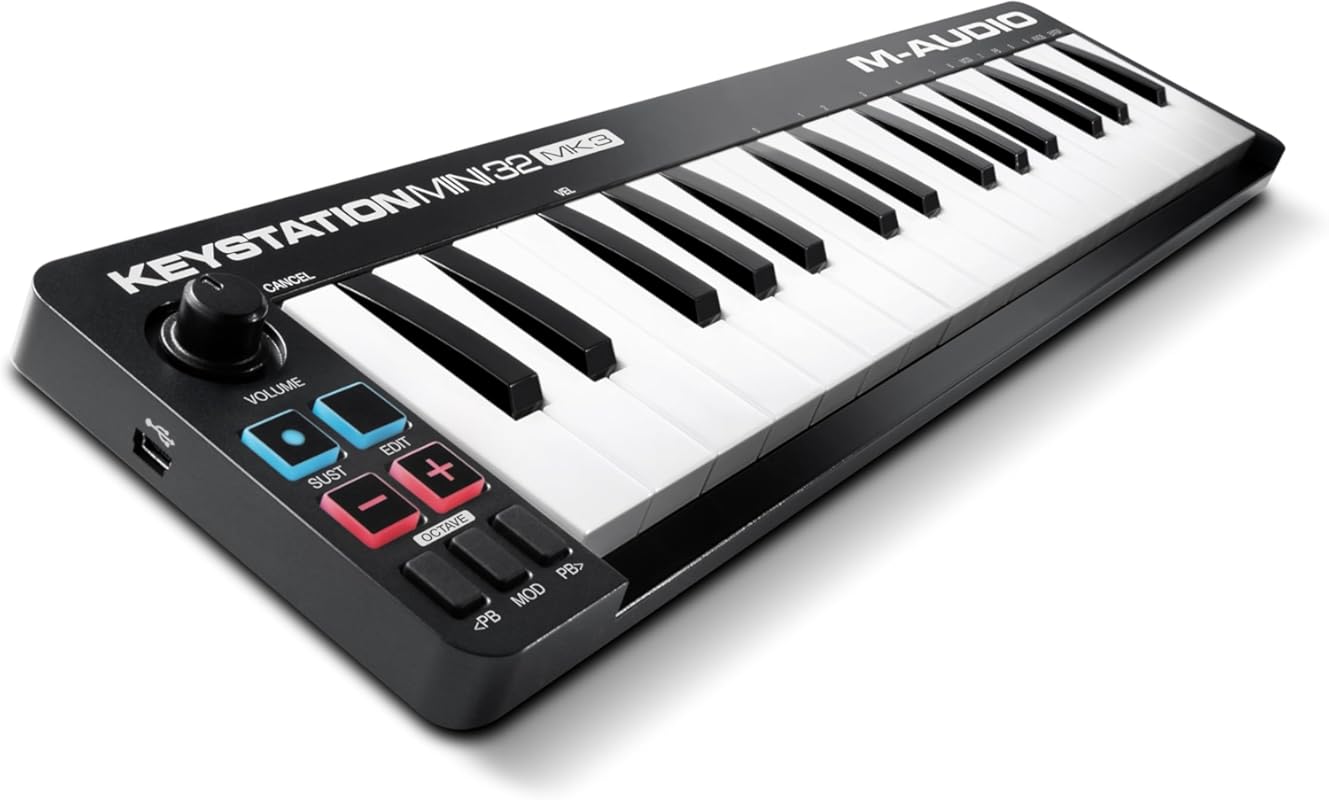M-AUDIO Keystation Mini 32 MK3 USB MIDI Keyboard with 32 Velocity-Sens