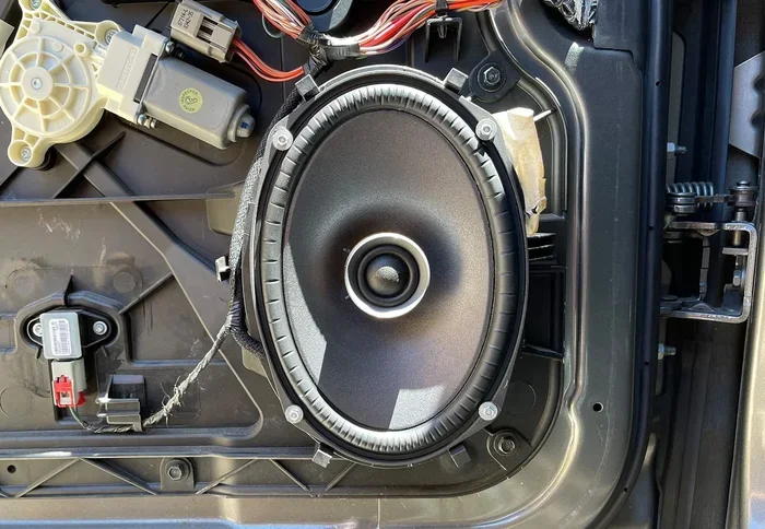 2014 Dodge Ram 1500 Speakers Size