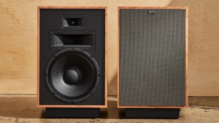 What Is the Difference Between 2way and 3way Speakers
