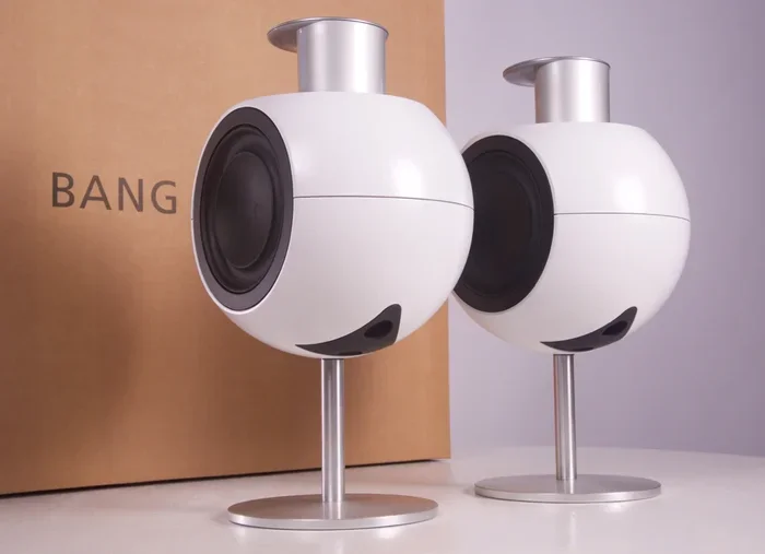 Bang and Olufsen Beolab 3 Speakers