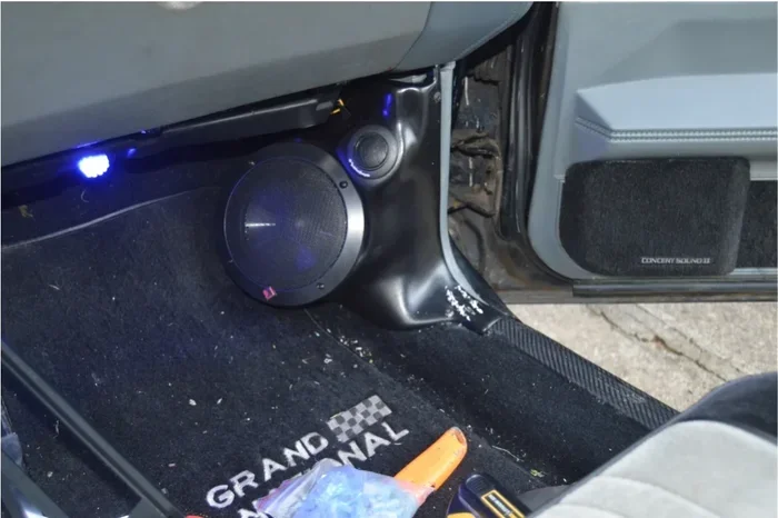 G Body Kick Panel Speakers