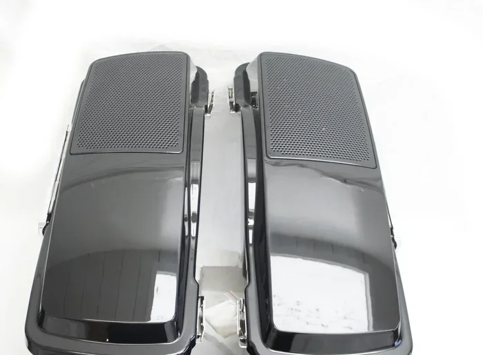 Harley Stretched Bags with Speakers