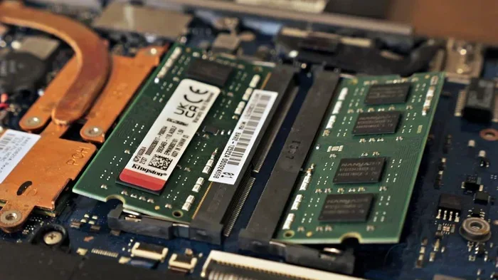 How to Change Ram on a Laptop