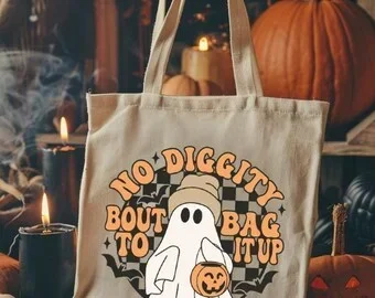 Mini Jamie Camera Bag in Signature Canvas with Halloween Print