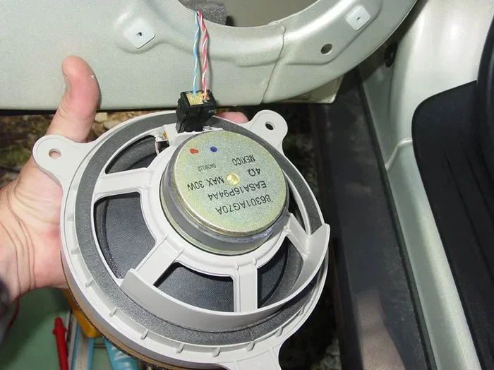Subaru Outback Speakers Not Working