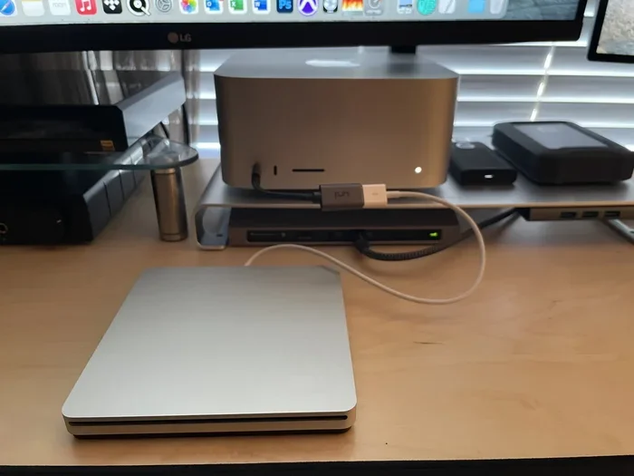 Does Apple Superdrive Work with Usb C