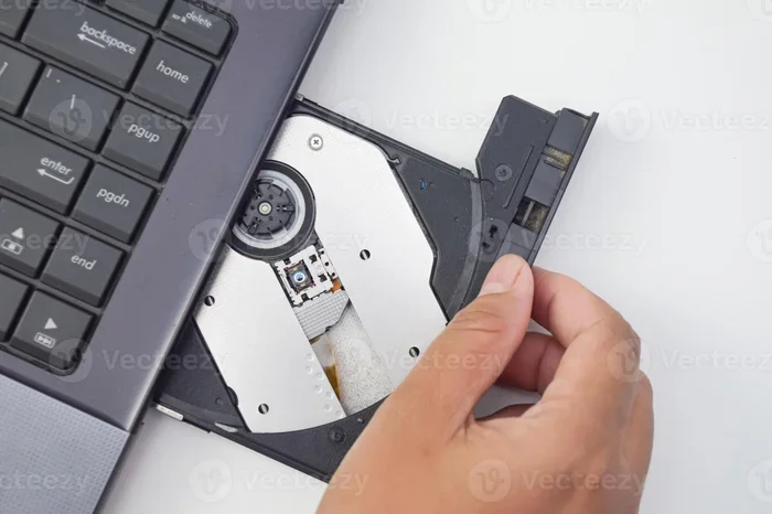 What Is a Cd Drive