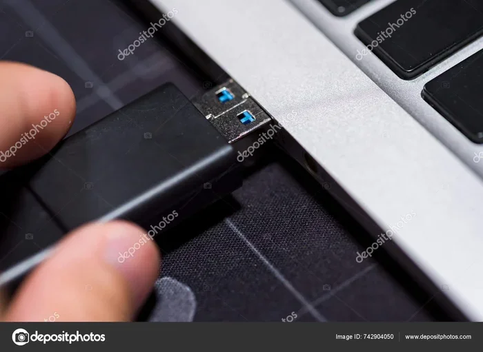 Where Does the Usb Key Go